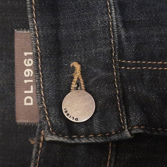 DL1961 Patti Straight high rise ankle - Picture 6 of 12